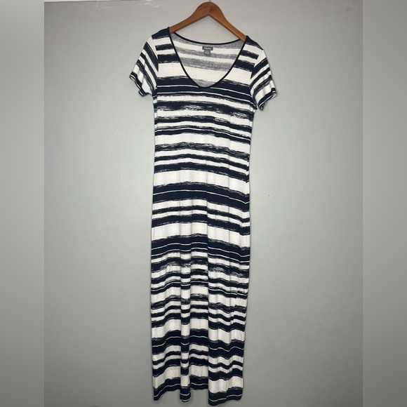 Neiman Marcus Long Striped Nautical Summer Dress Z - Picture 1 of 5